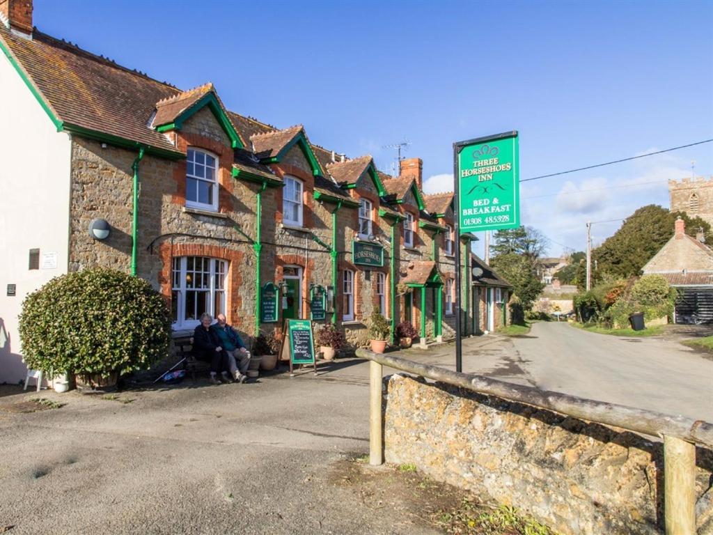 The Three Horseshoes Inn 브리드포트 외부 사진